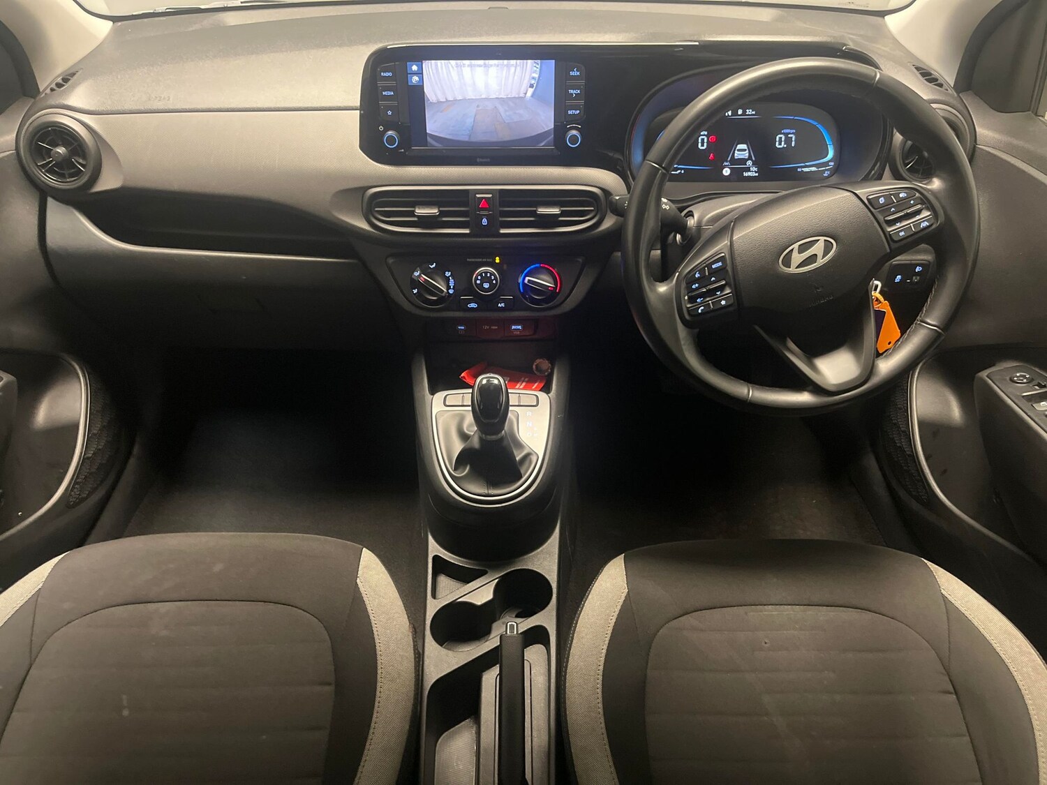 Used Hyundai i10 2023 for sale - 78187588: Photo 7