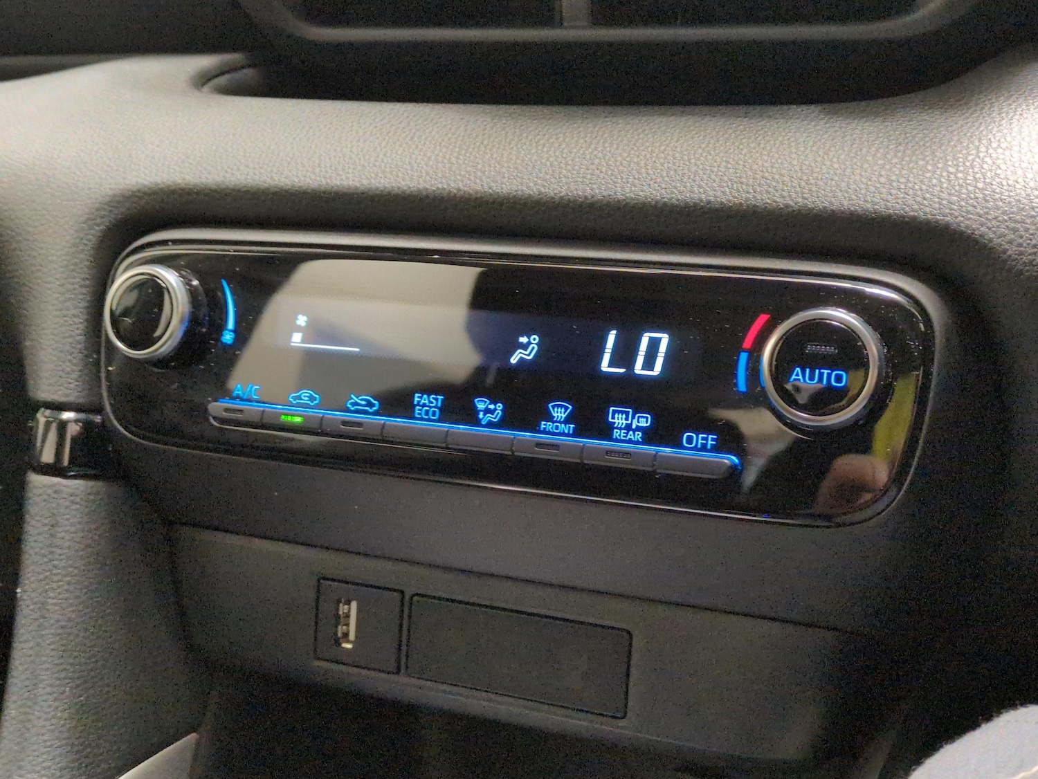 Used Toyota Yaris 2023 for sale - 77648541: Photo 16