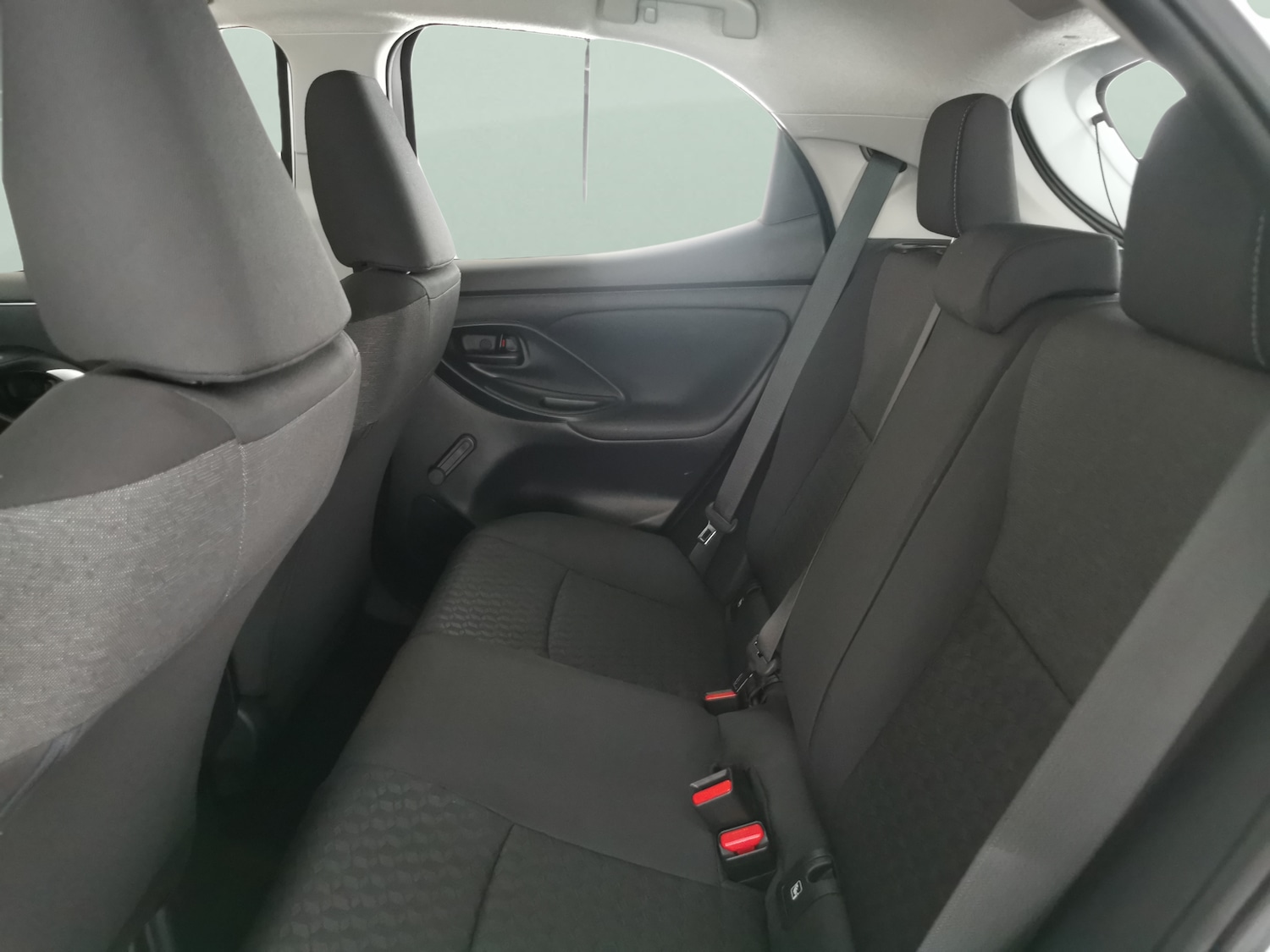 Used Toyota Yaris 2023 for sale - 77648541: Photo 21