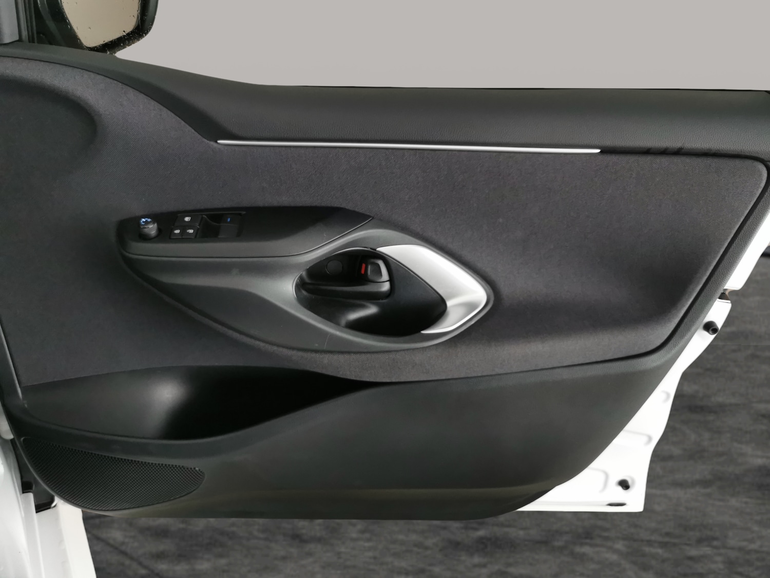 Used Toyota Yaris 2023 for sale - 77648541: Photo 25