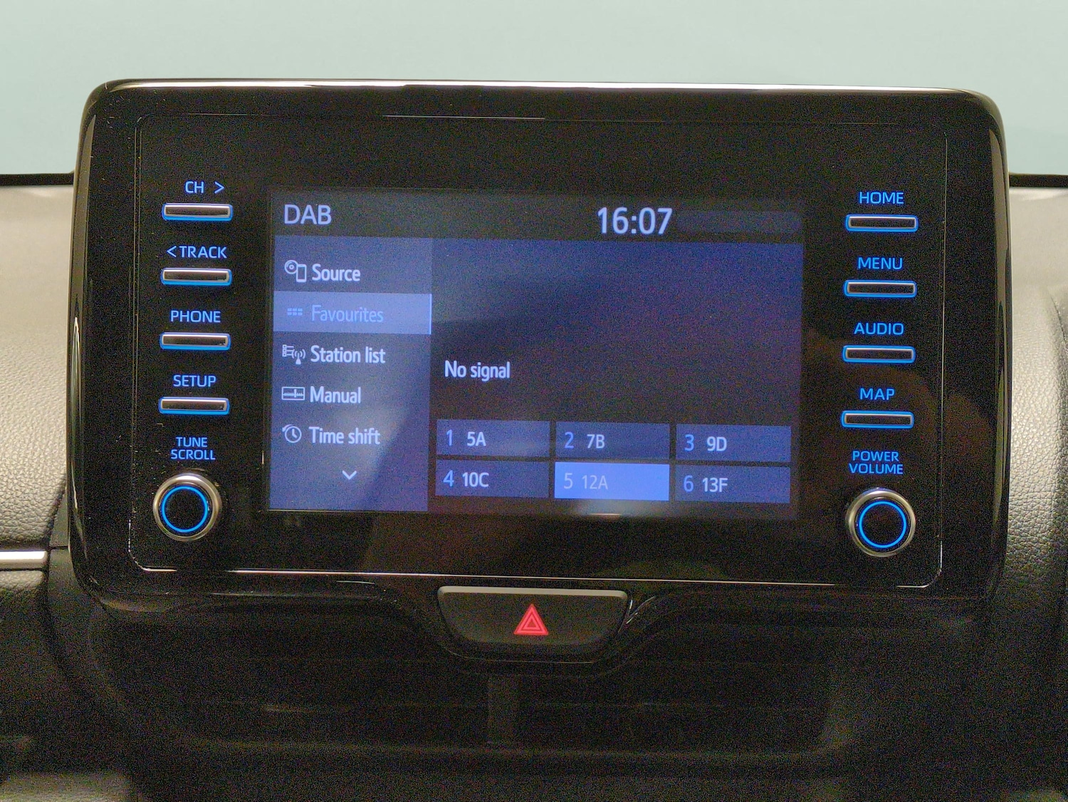 Used Toyota Yaris 2023 for sale - 77648541: Photo 6