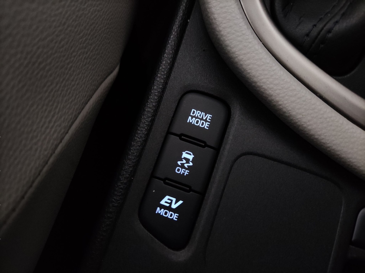 Used Toyota Yaris 2021 for sale - 78122668: Photo 18