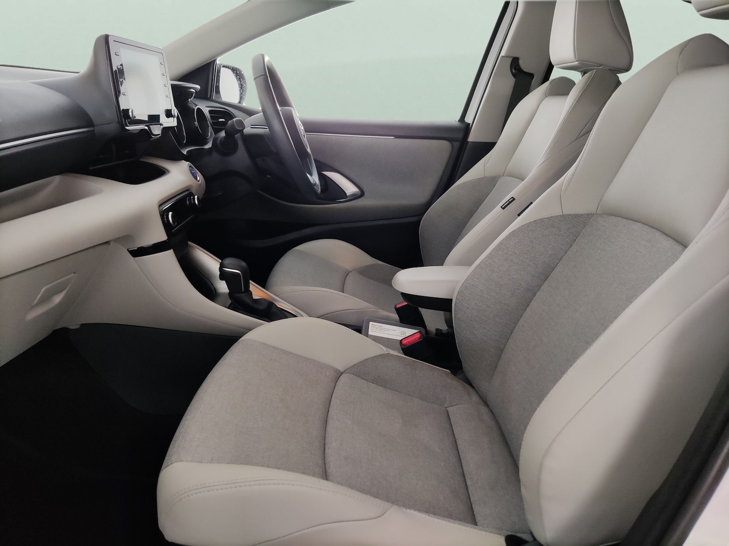 Used Toyota Yaris 2021 for sale - 78122668: Photo 4