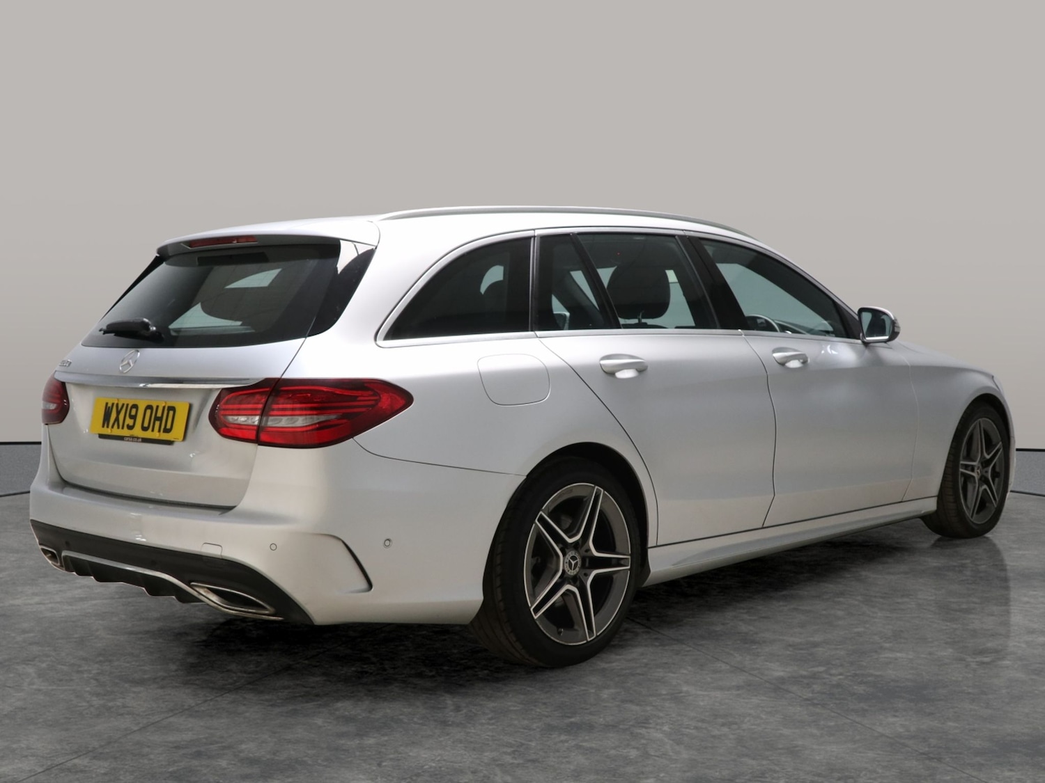 Used Mercedes-Benz C-Class 2019 for sale - 76155921: Photo 12