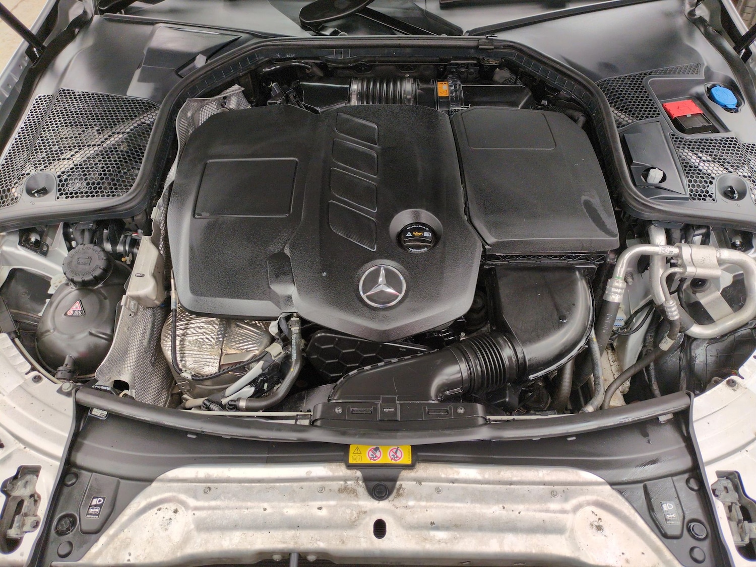 Used Mercedes-Benz C-Class 2019 for sale - 76155921: Photo 38