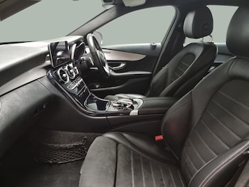 Used Mercedes-Benz C-Class 2019 for sale - 76155921: Photo 4