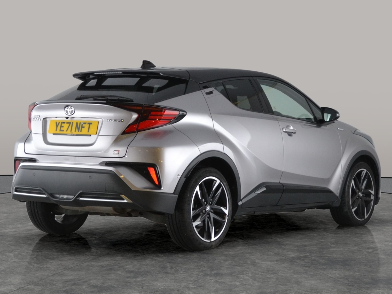 Used Toyota C-HR 2021 for sale - 77272073: Photo 11