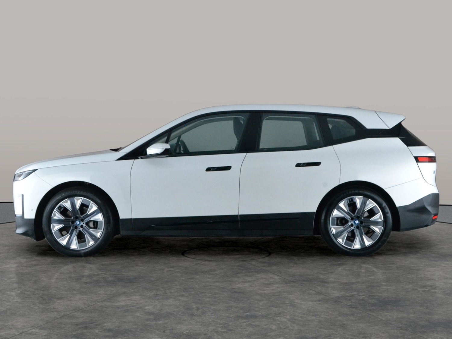 Used BMW iX 2024 for sale - 77619611: Photo 15