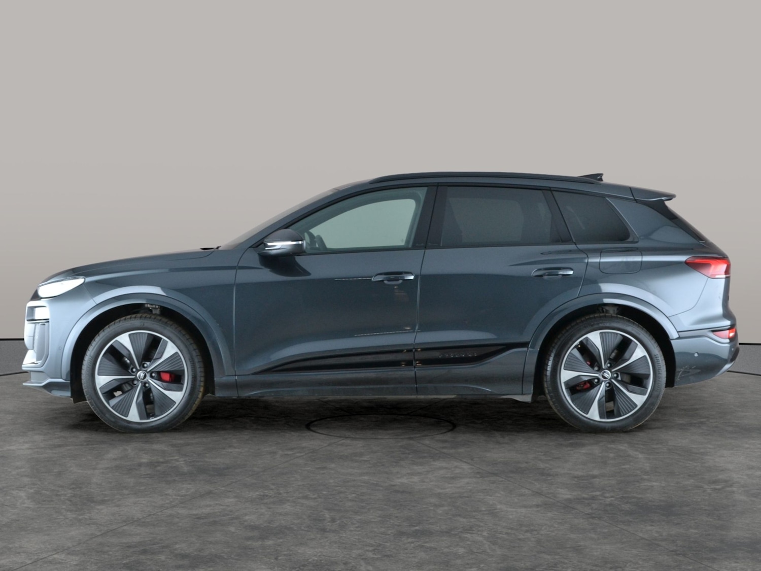 Used Audi Q6 e-tron 2024 for sale - 77259447: Photo 14