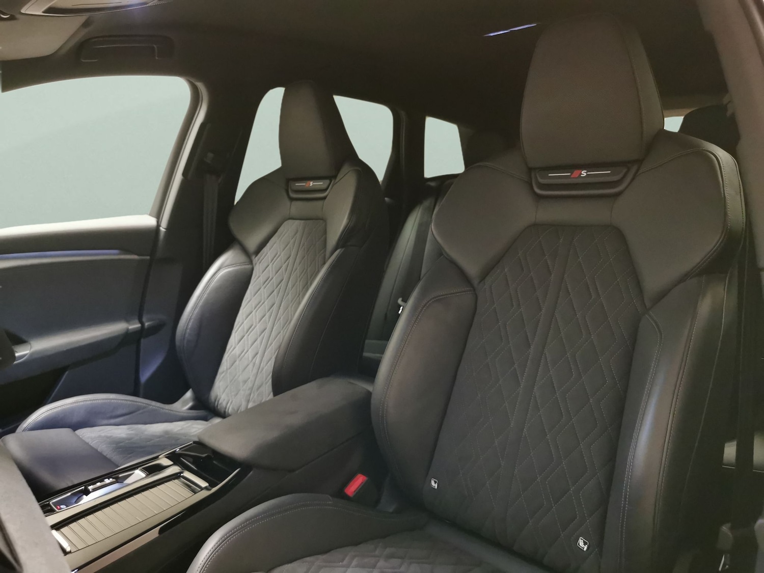 Used Audi Q6 e-tron 2024 for sale - 77259447: Photo 17