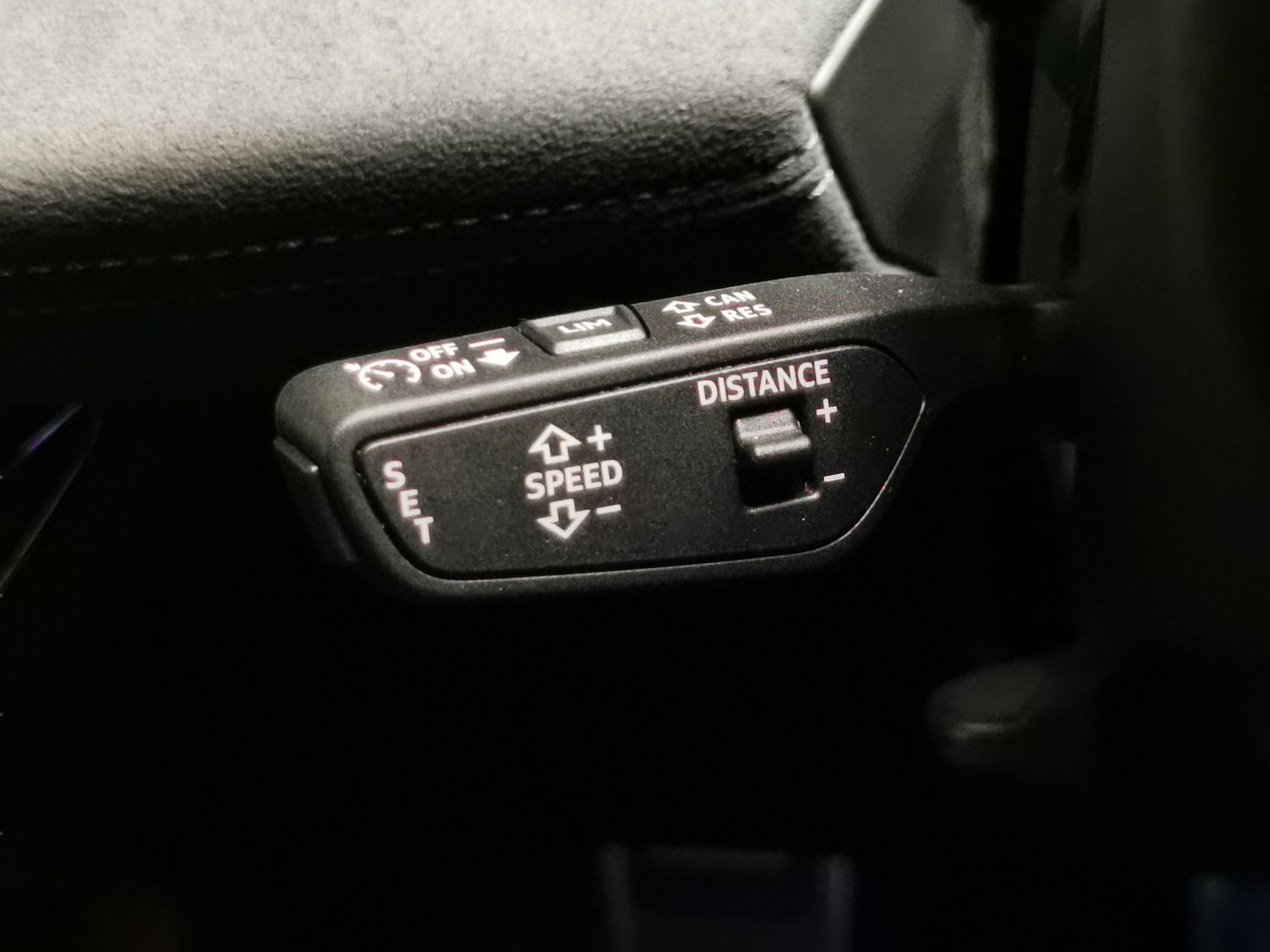 Used Audi Q6 e-tron 2024 for sale - 77259447: Photo 32