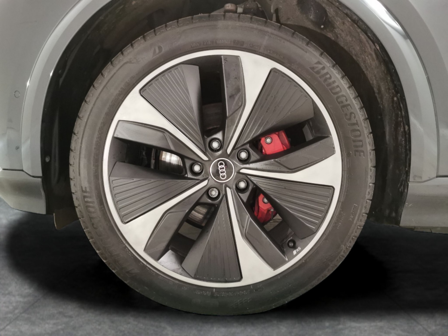 Used Audi Q6 e-tron 2024 for sale - 77259447: Photo 37