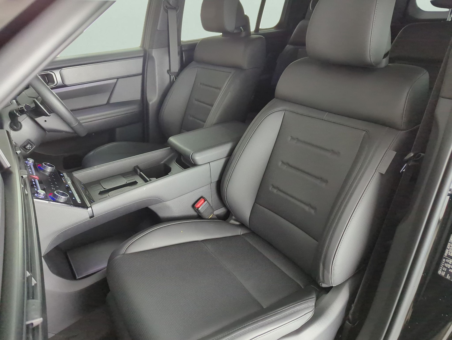 Used Hyundai Santa Fe for sale - 77318605: Photo 30