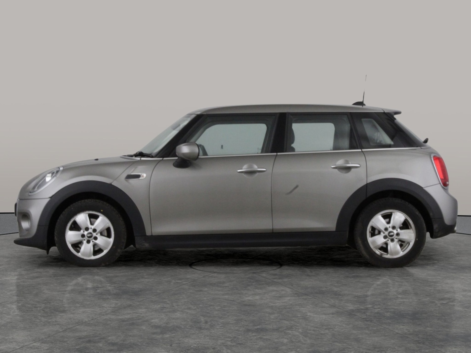 Used MINI Hatch 2019 for sale - 77529849: Photo 12