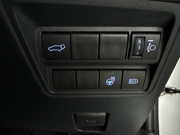 Used Toyota Yaris Cross 2023 for sale - 76342461: Photo 29