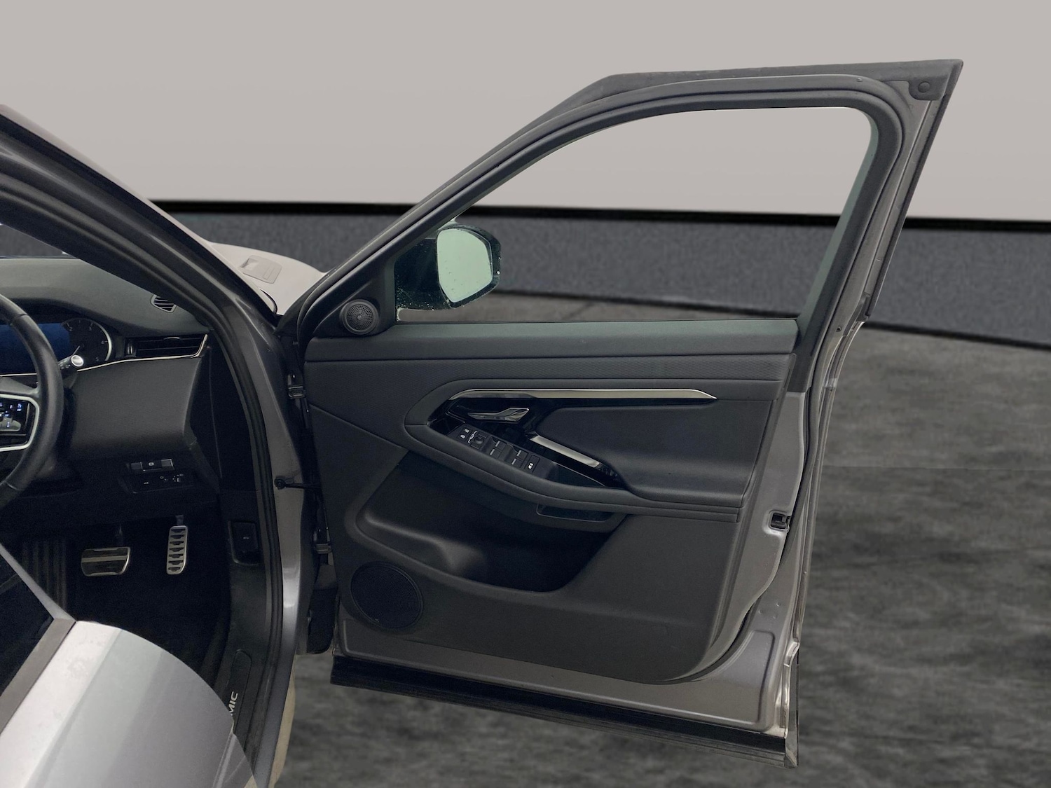 Used Land Rover Range Rover Evoque 2023 for sale - 77786590: Photo 26