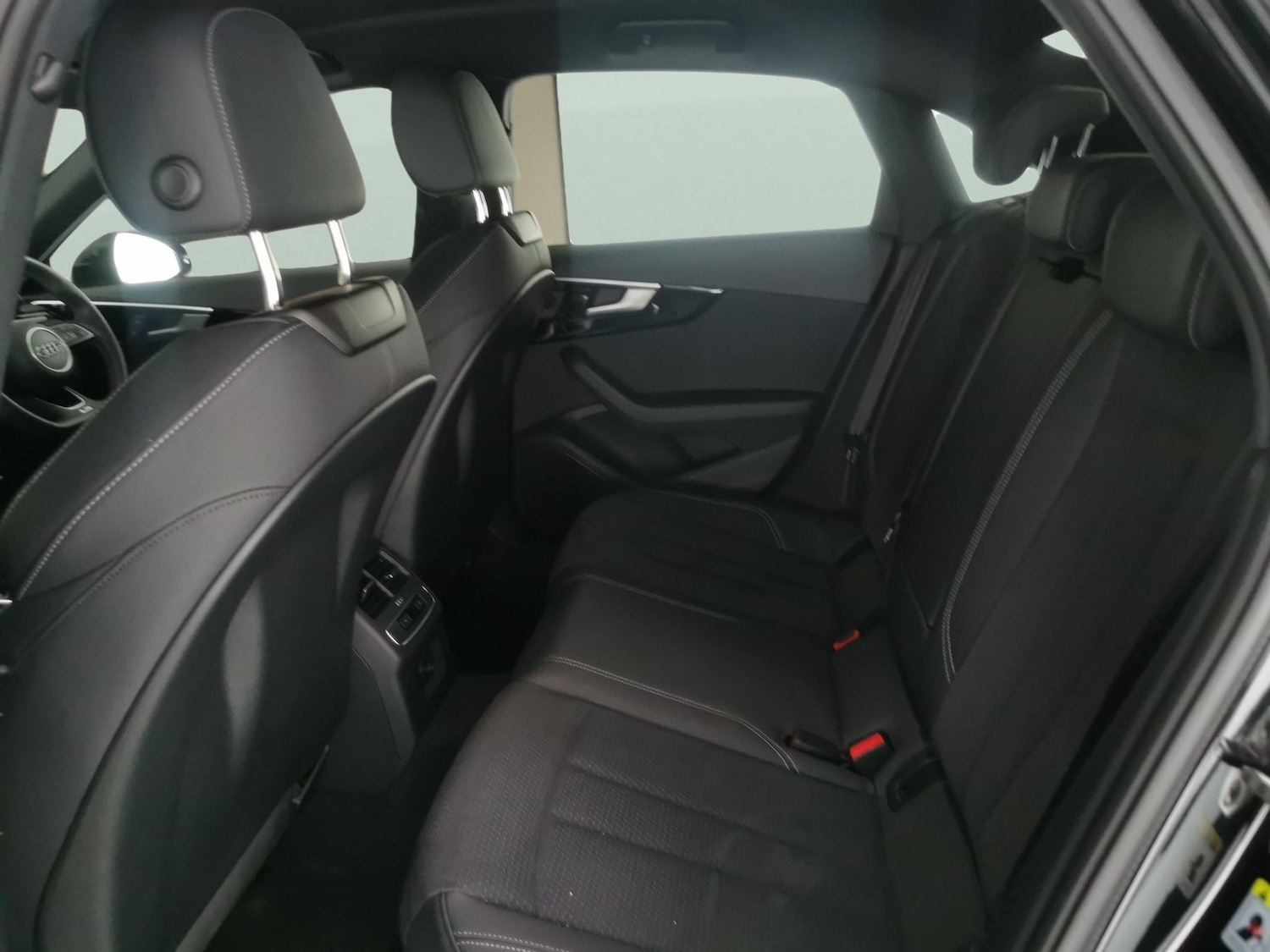 Used Audi A4 2023 for sale - 77061935: Photo 27