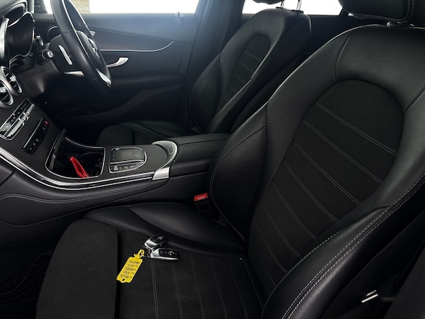 Used Mercedes-Benz GLC 2020 for sale - 76248958: Photo 31