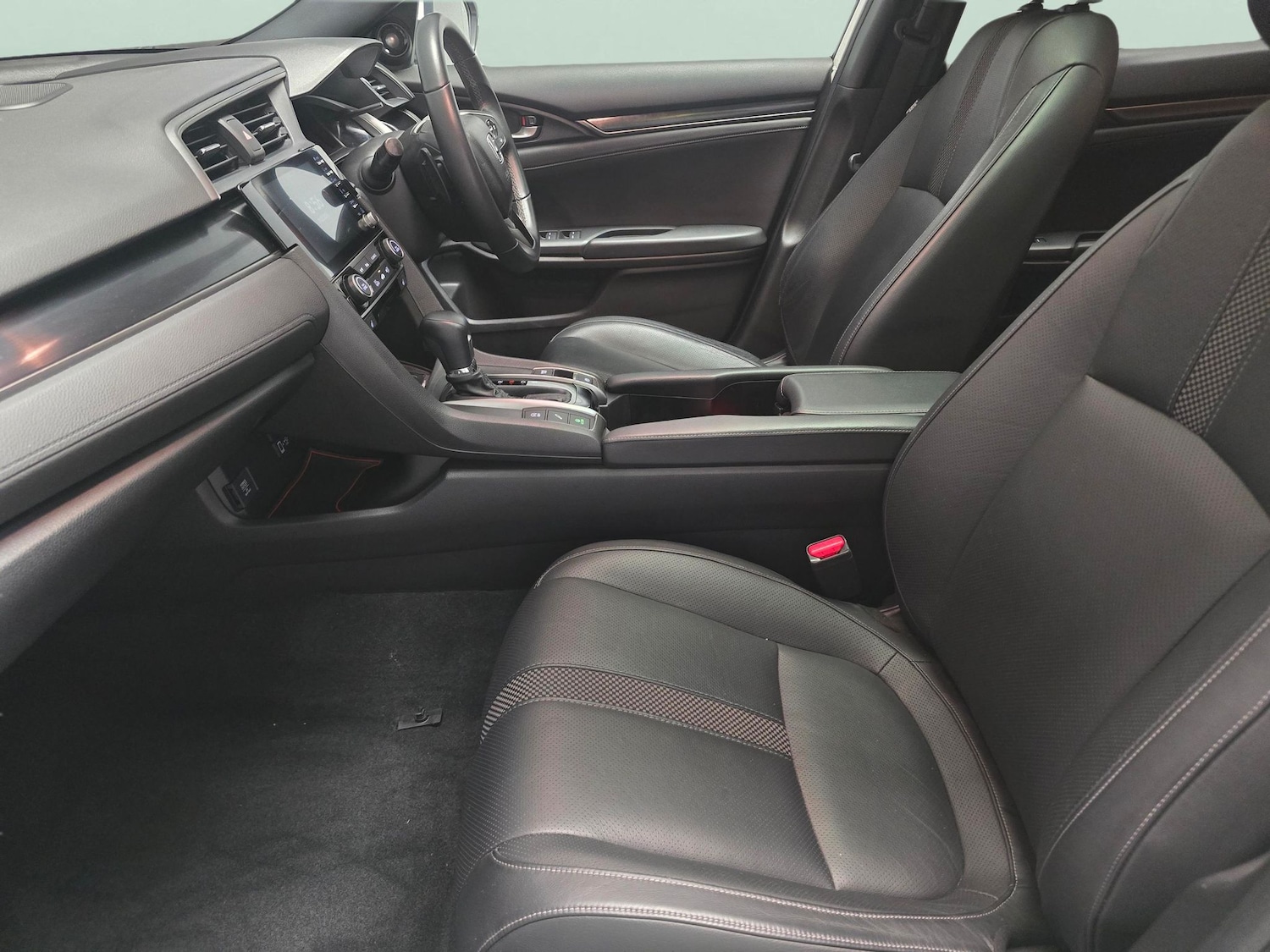 Used Honda Civic 2021 for sale - 77605016: Photo 4