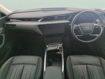 Used Audi e-tron 2022 for sale - 75997916: Photo