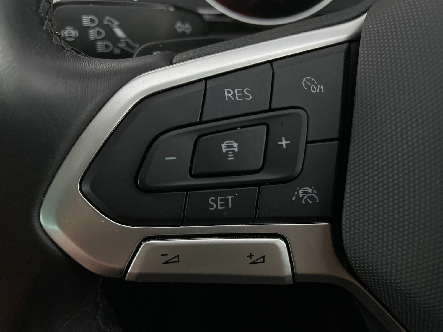 Used Volkswagen Passat 2022 for sale - 76209847: Photo 31