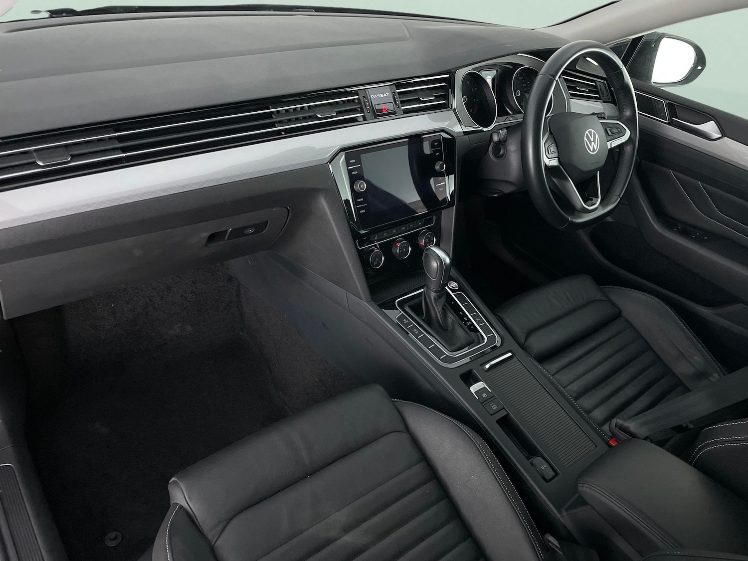 Used Volkswagen Passat 2022 for sale - 76209847: Photo 4