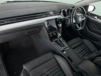 Used Volkswagen Passat 2022 for sale - 76209847: Photo 4