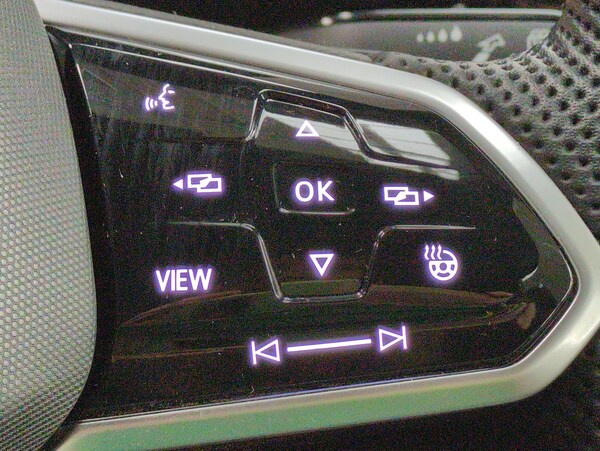 Used Volkswagen Golf 2023 for sale - 76207219: Photo 24