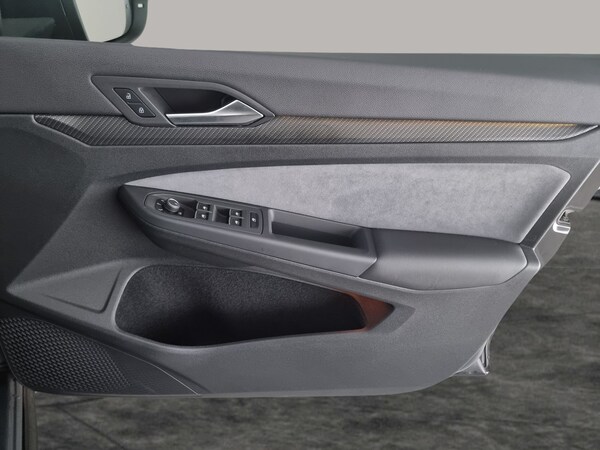 Used Volkswagen Golf 2023 for sale - 76207219: Photo 38