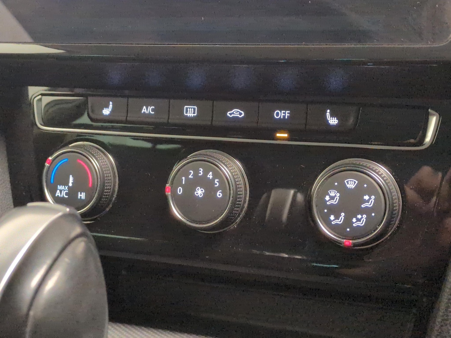 Used Volkswagen Passat 2023 for sale - 77701758: Photo 17