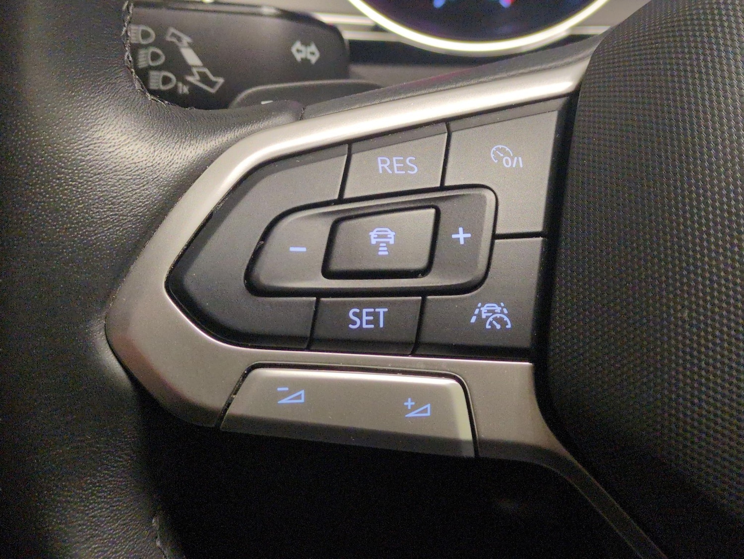 Used Volkswagen Passat 2023 for sale - 77701758: Photo 20