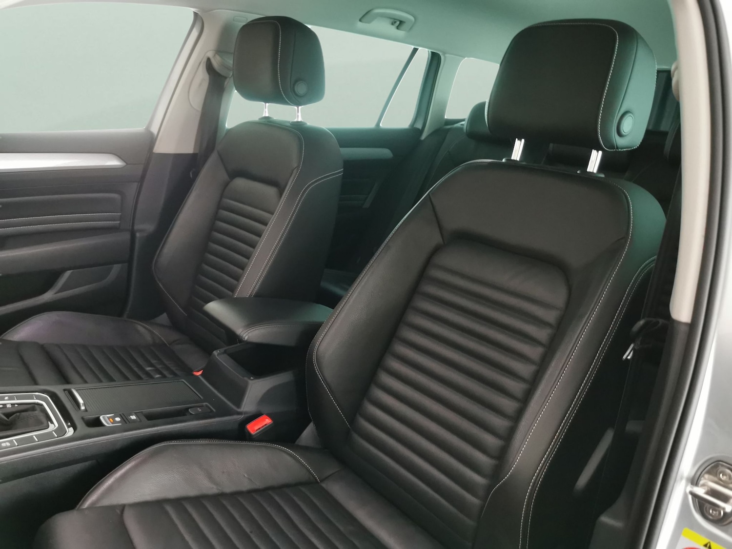 Used Volkswagen Passat 2023 for sale - 77701758: Photo 6