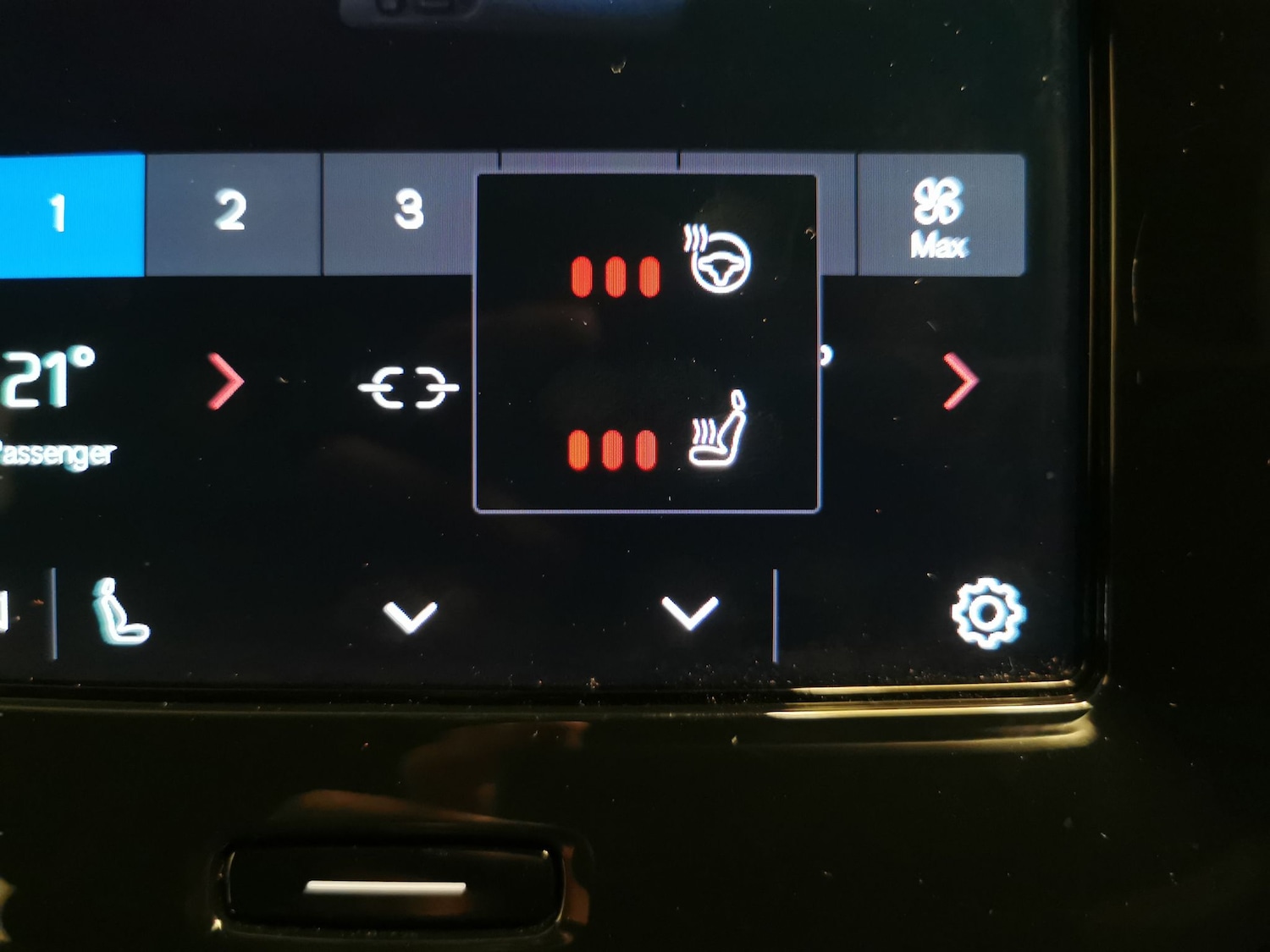 Used Volvo XC40 2023 for sale - 77897322: Photo 19