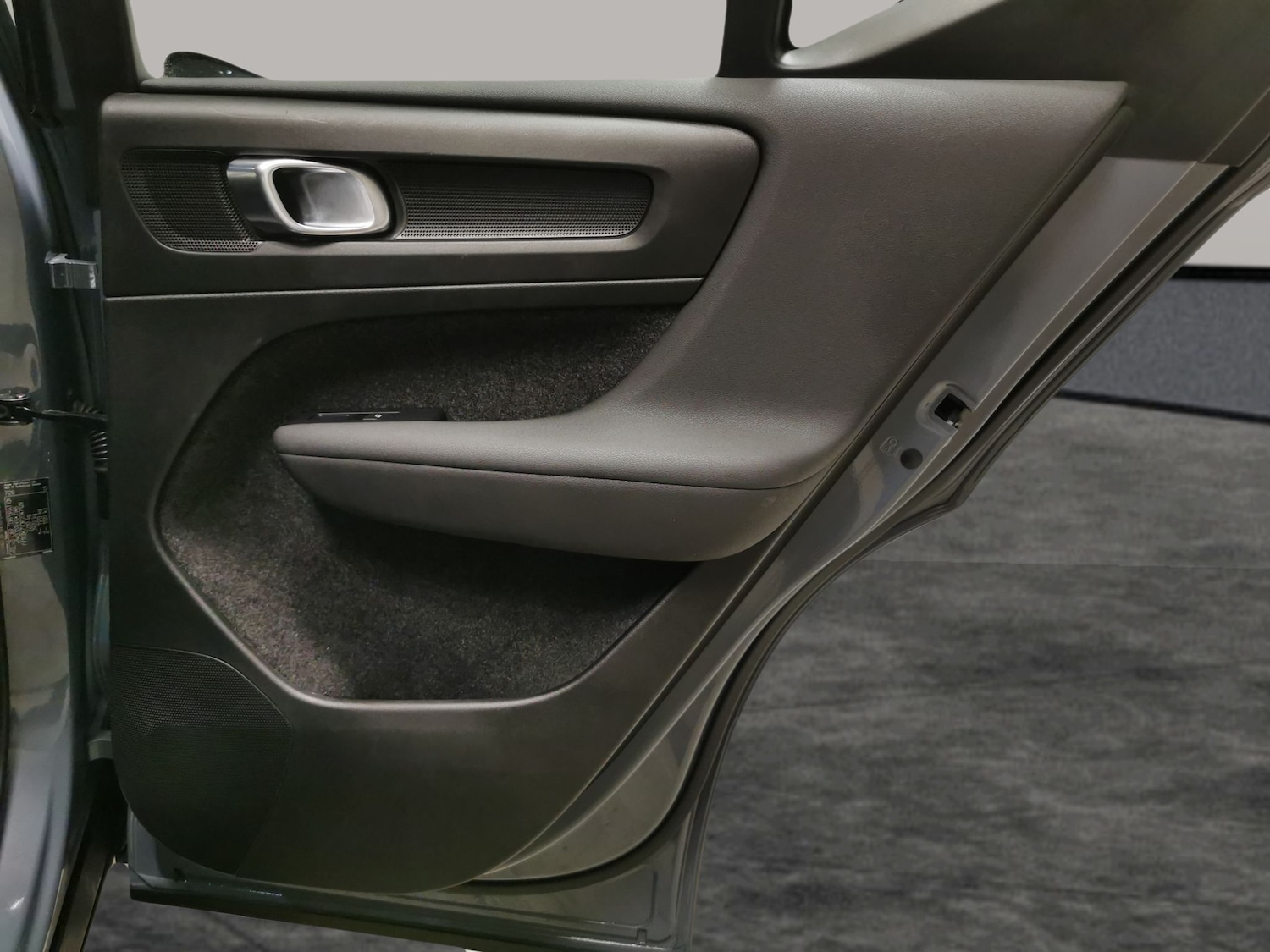 Used Volvo XC40 2023 for sale - 77897322: Photo 28