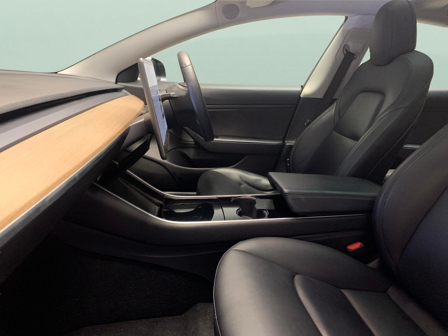 Used Tesla Model 3 2020 for sale - 77219143: Photo 4