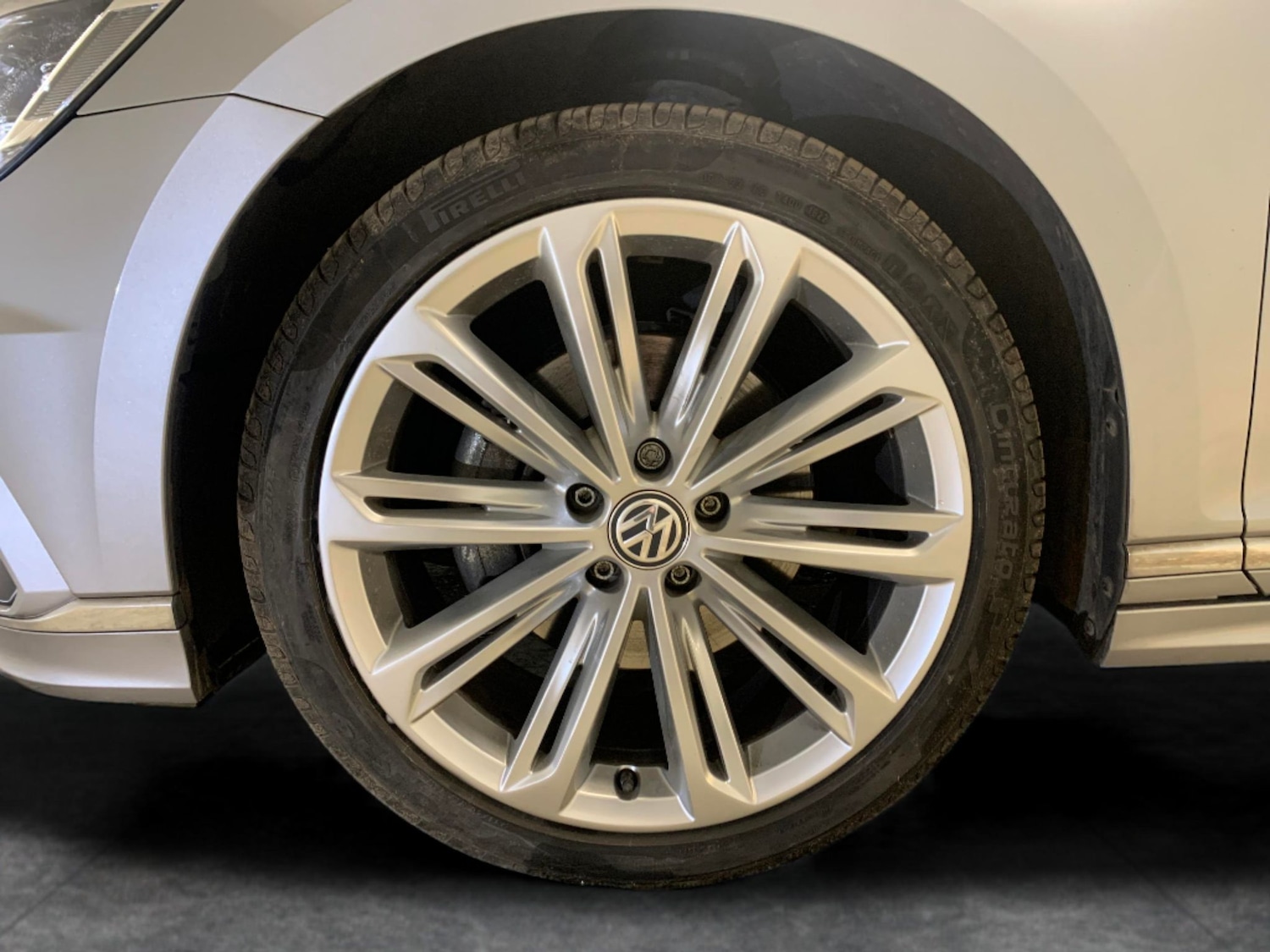 Used Volkswagen Passat 2018 for sale - 77951125: Photo 26