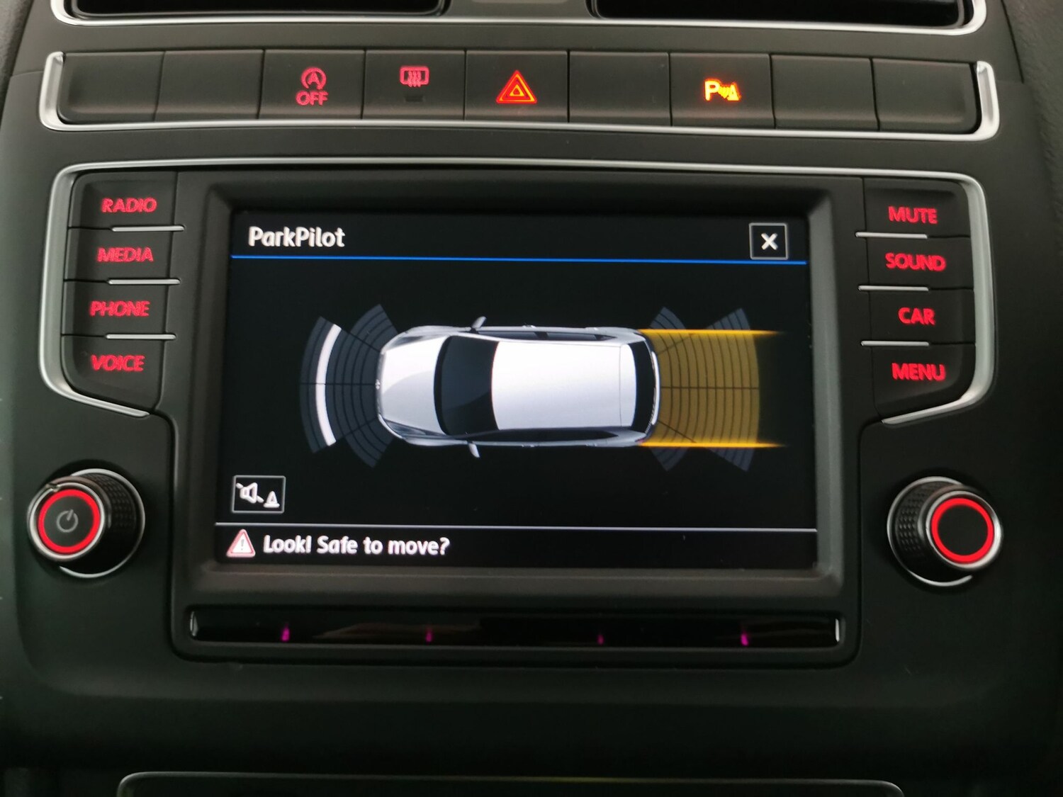 Used Volkswagen Polo 2017 for sale - 77975843: Photo 17