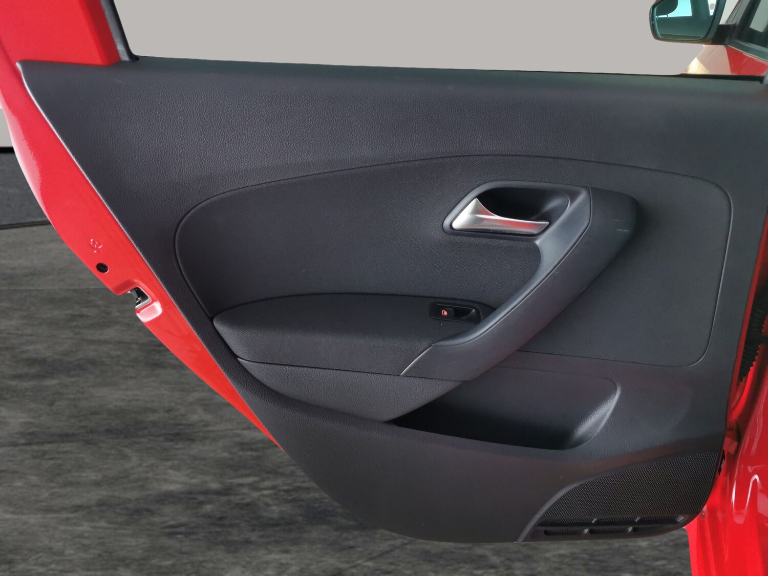 Used Volkswagen Polo 2017 for sale - 77975843: Photo 25