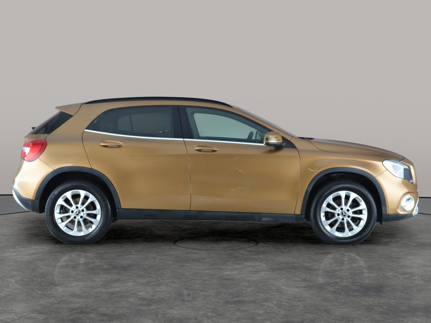 Used Mercedes-Benz GLA 2017 for sale - 78142113: Photo 10