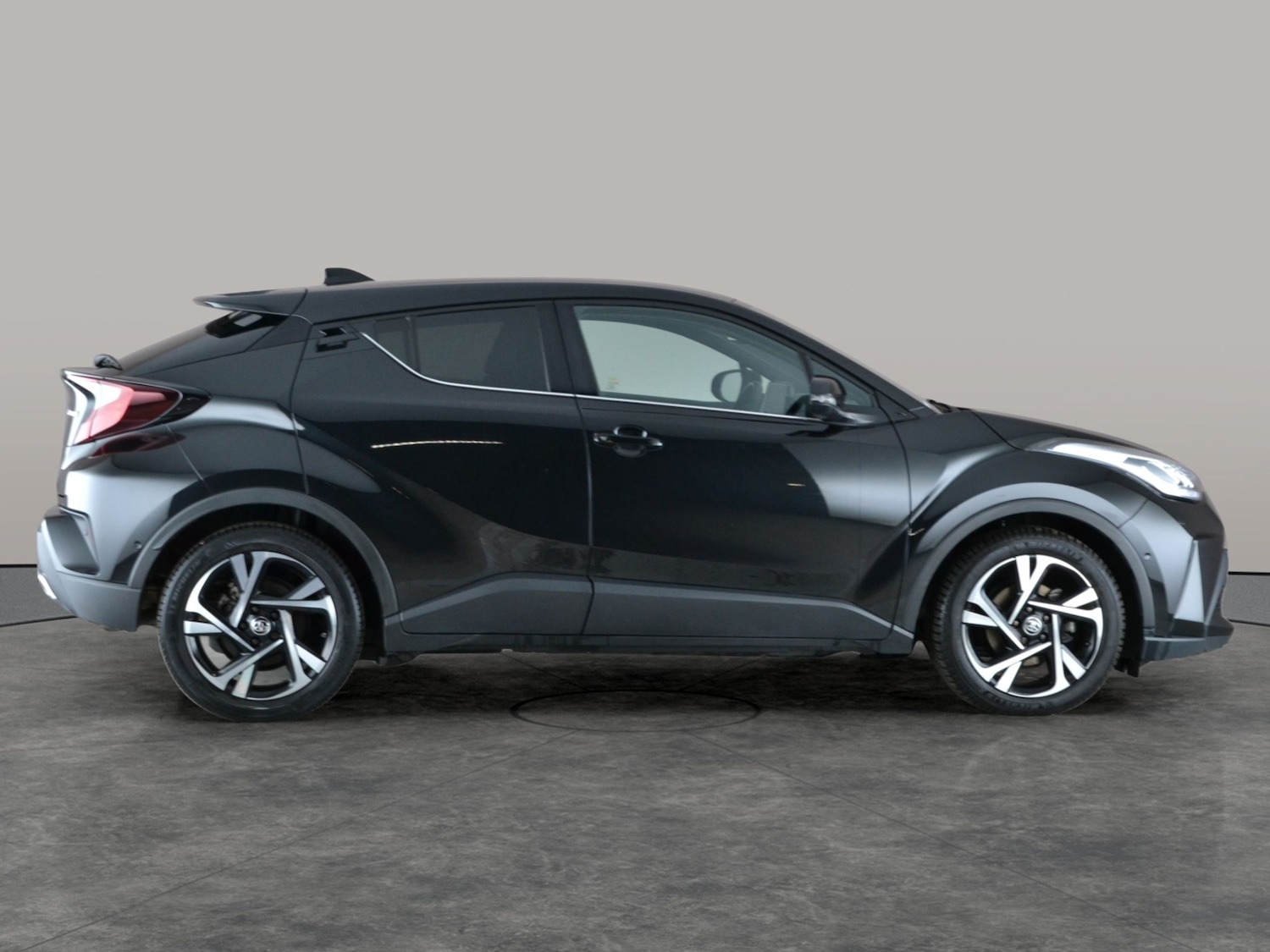 Used Toyota C-HR 2022 for sale - 76969537: Photo 10