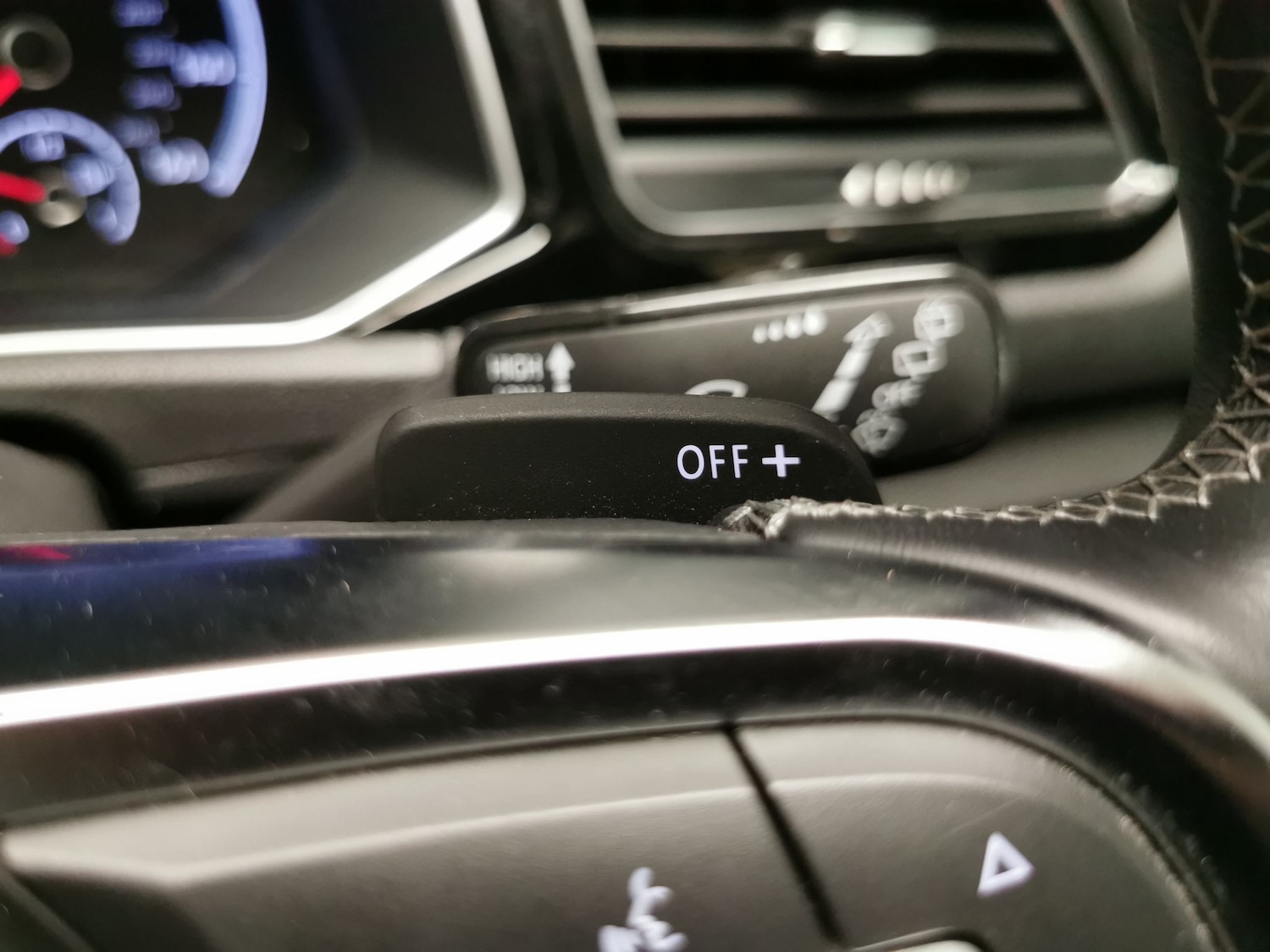 Used Volkswagen T-Roc 2022 for sale - 78082125: Photo 15