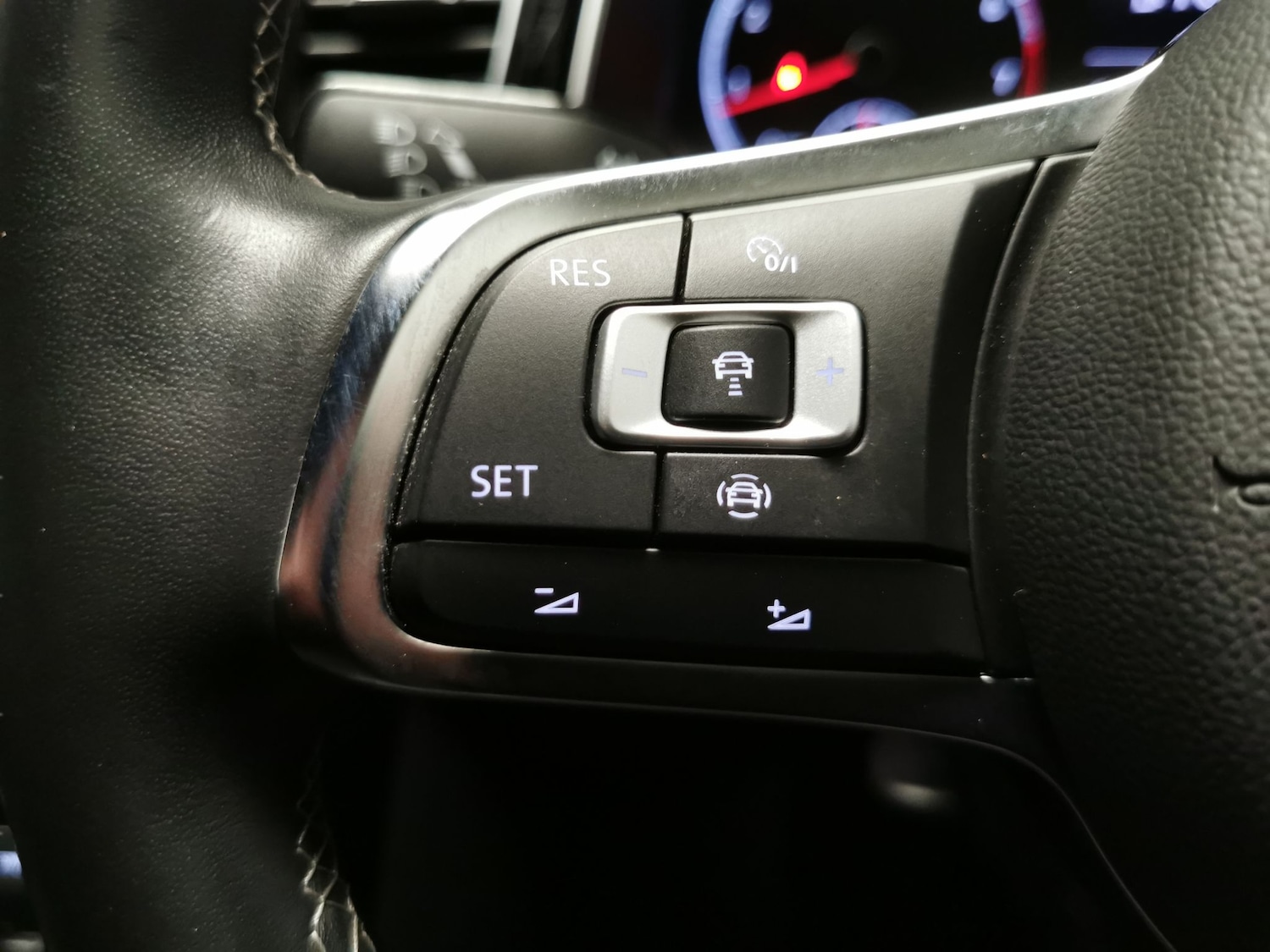 Used Volkswagen T-Roc 2022 for sale - 78082125: Photo 16