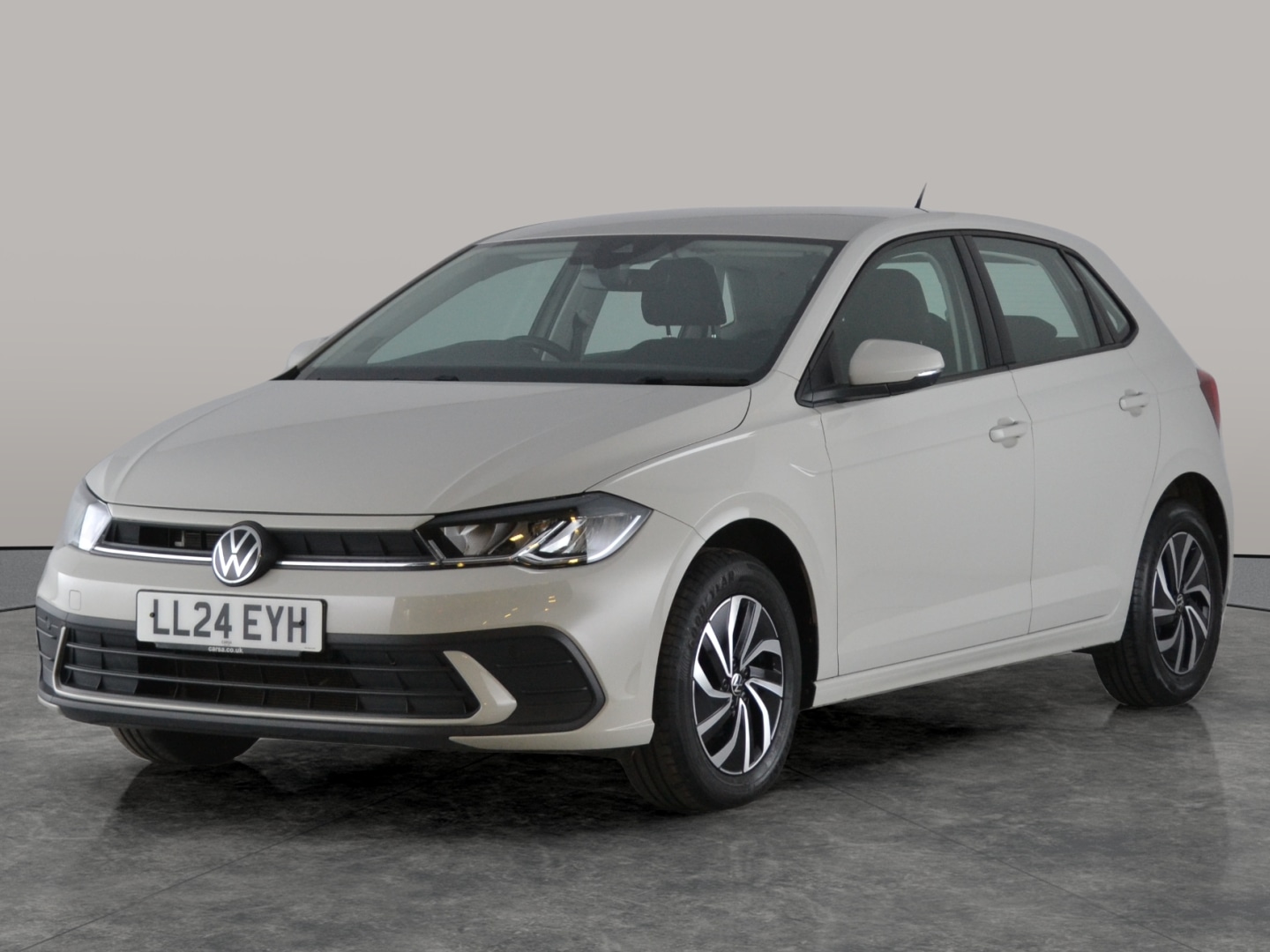 Used Volkswagen Polo for sale - 77902123: Photo 1
