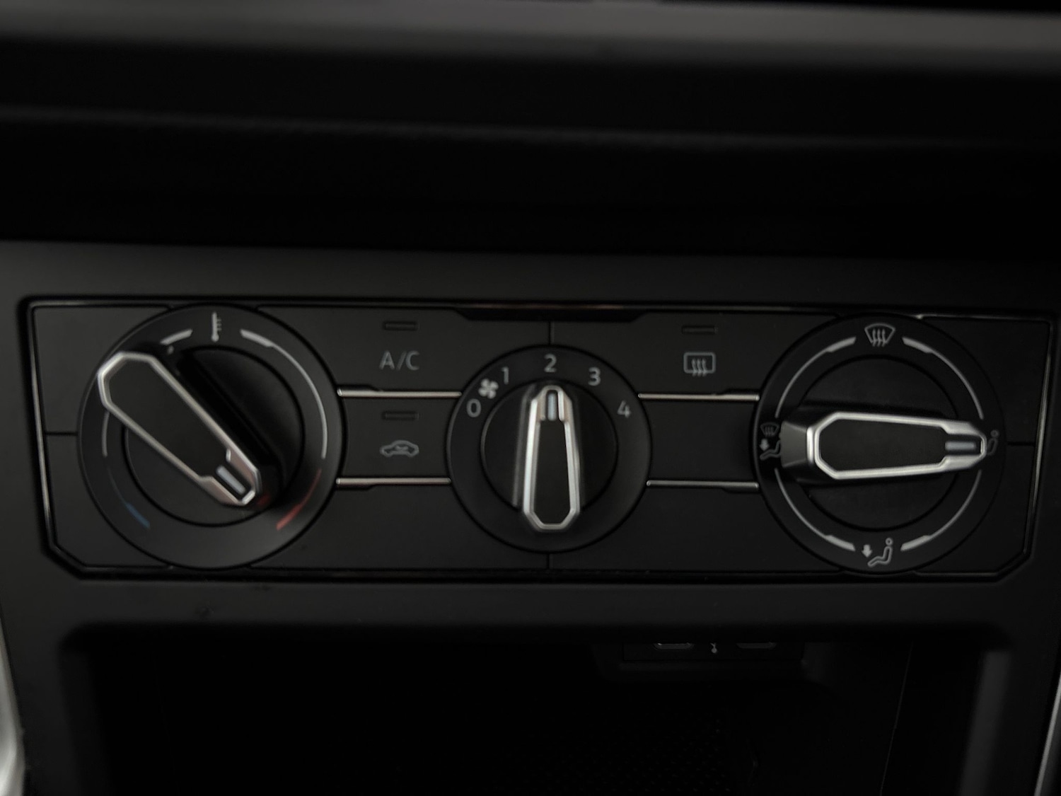 Used Volkswagen Polo for sale - 77902123: Photo 19