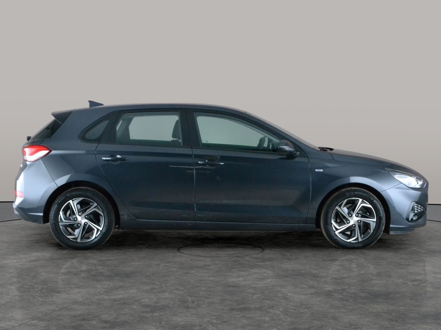 Used Hyundai i30 2023 for sale - 78000965: Photo 9