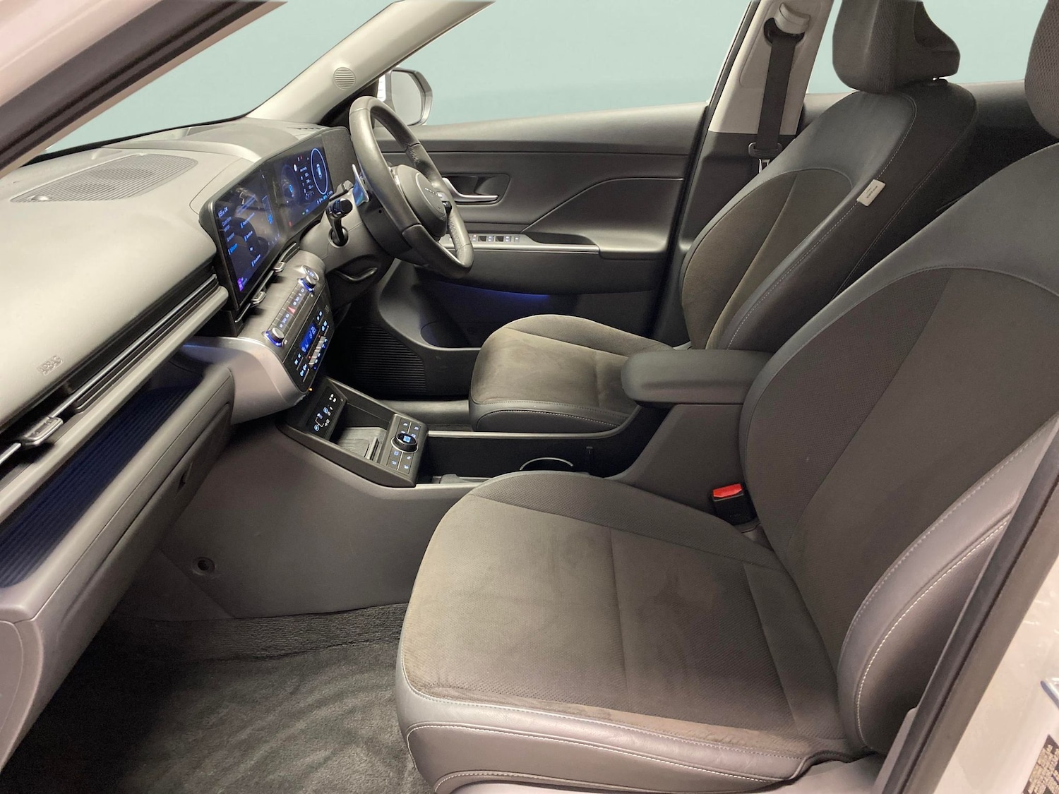 Used Hyundai KONA 2024 for sale - 77802933: Photo 4