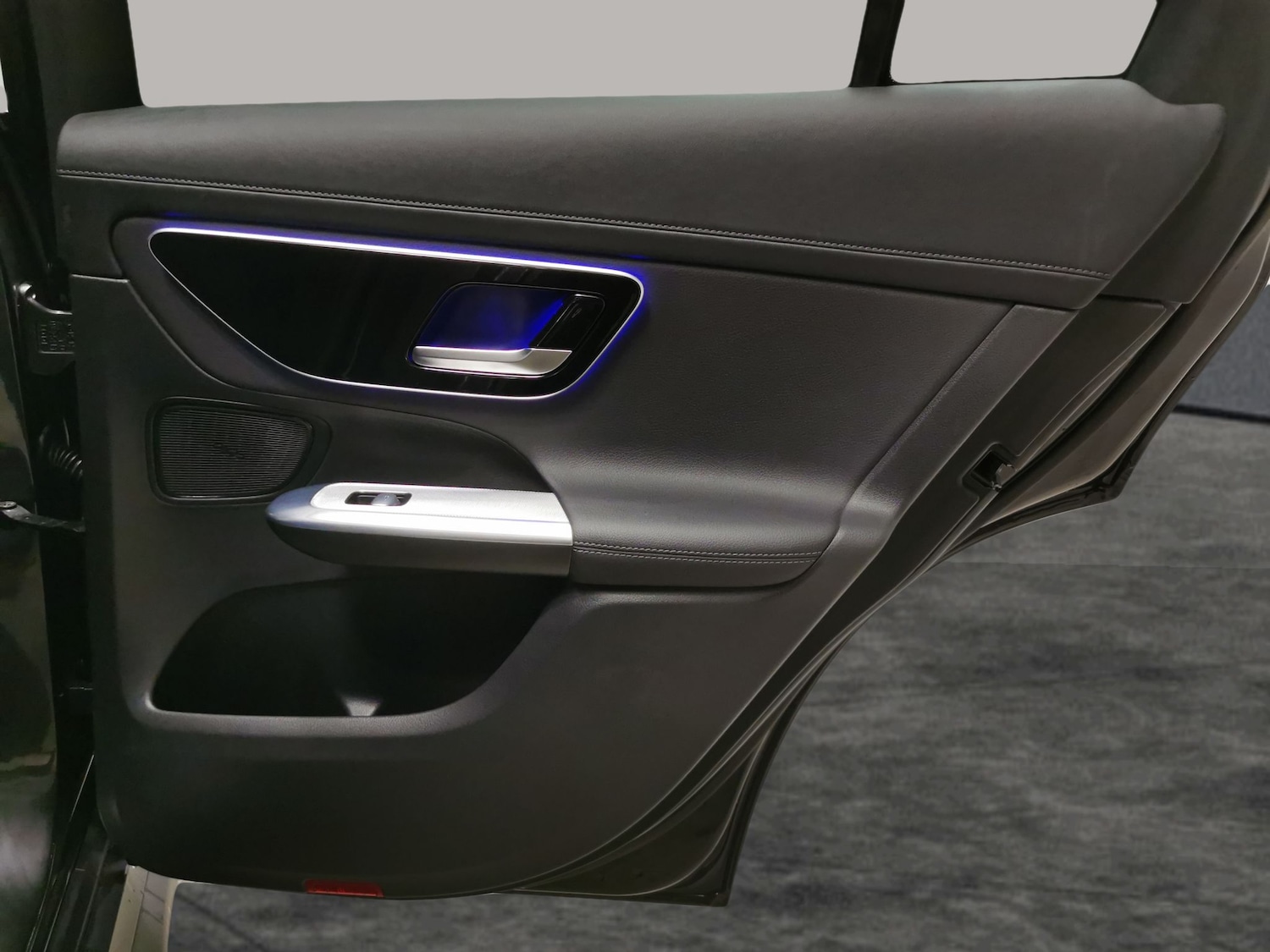 Used Mercedes-Benz GLC 2024 for sale - 78178113: Photo 32