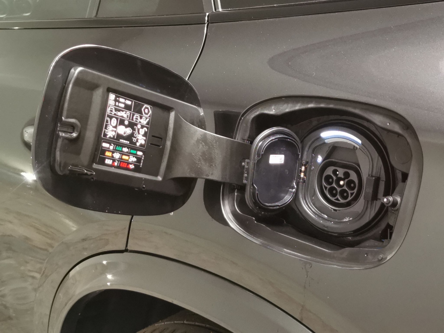 Used Mercedes-Benz GLC 2024 for sale - 78178113: Photo 34