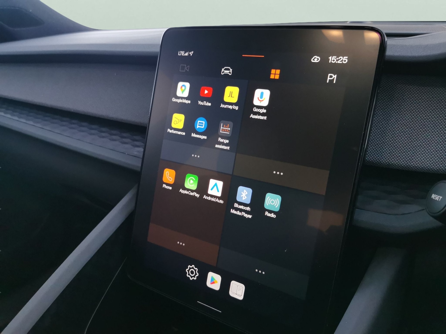 Used Polestar Polestar 2 for sale - 77432360: Photo 17