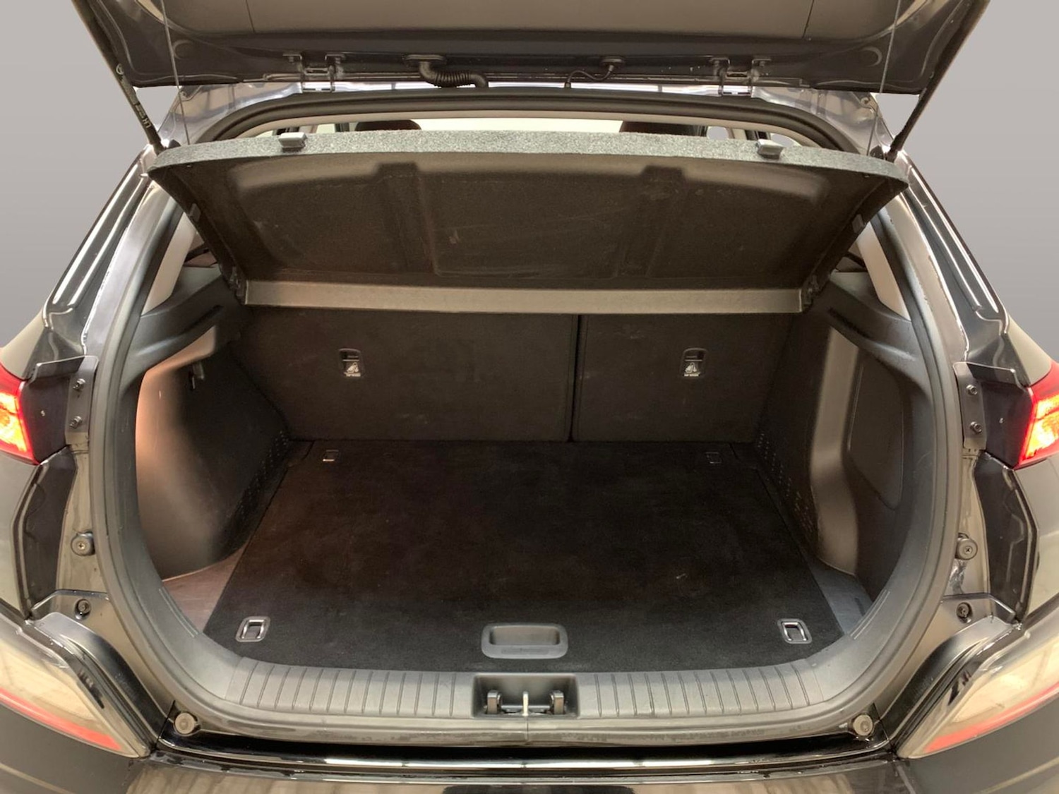 Used Hyundai KONA 2023 for sale - 76937775: Photo 35